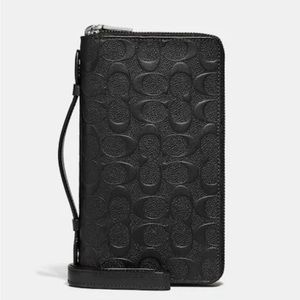 Double Zip Travel Organizer In Signature Leather